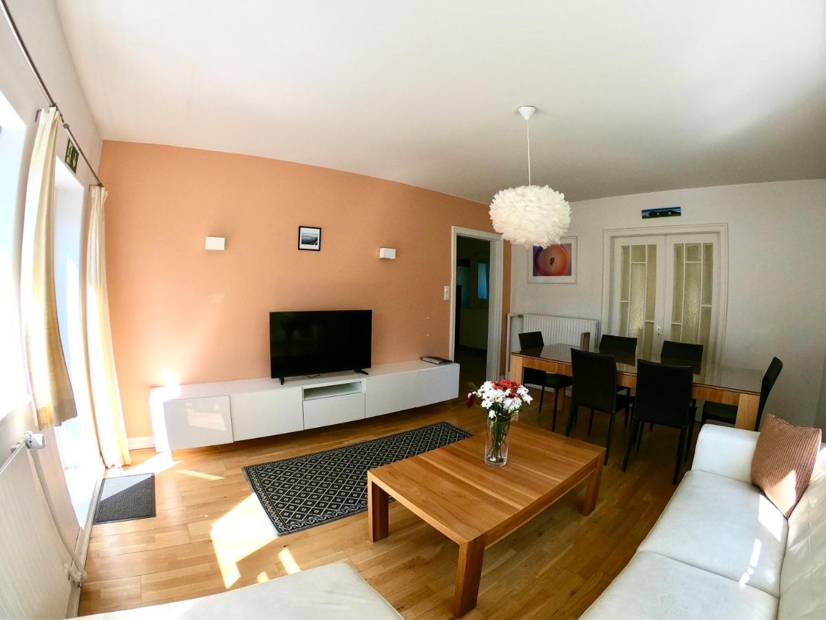 Pearl Of The North Apartments Akureyri Bagian luar foto