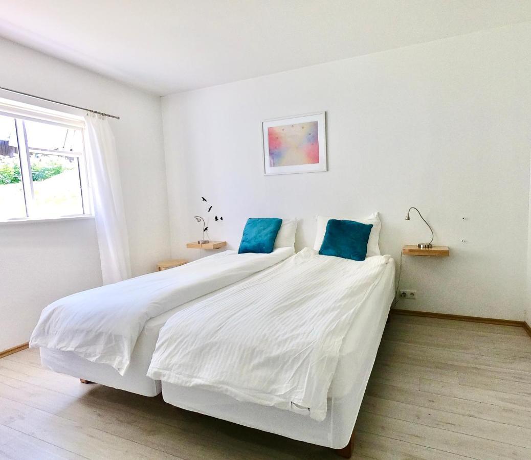 Pearl Of The North Apartments Akureyri Bagian luar foto