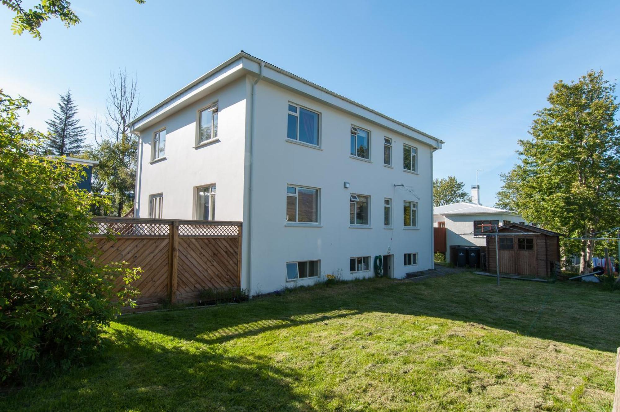 Pearl Of The North Apartments Akureyri Bagian luar foto